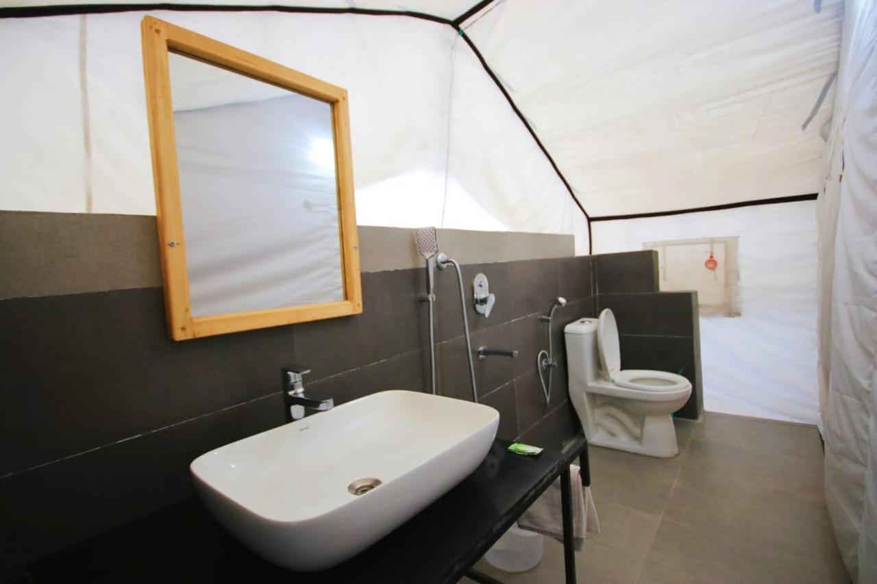 ホテル Camp Redstart レー エクステリア 写真
