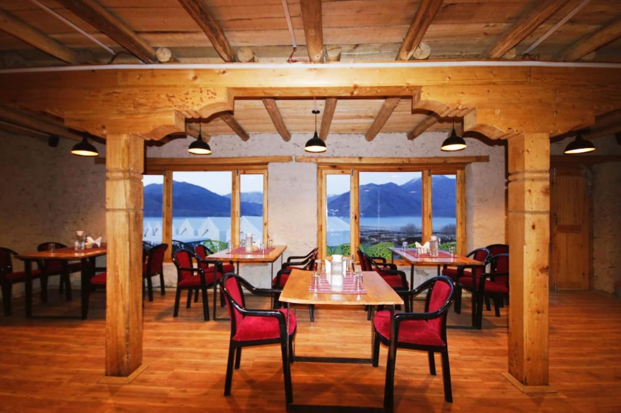 ホテル Camp Redstart レー エクステリア 写真